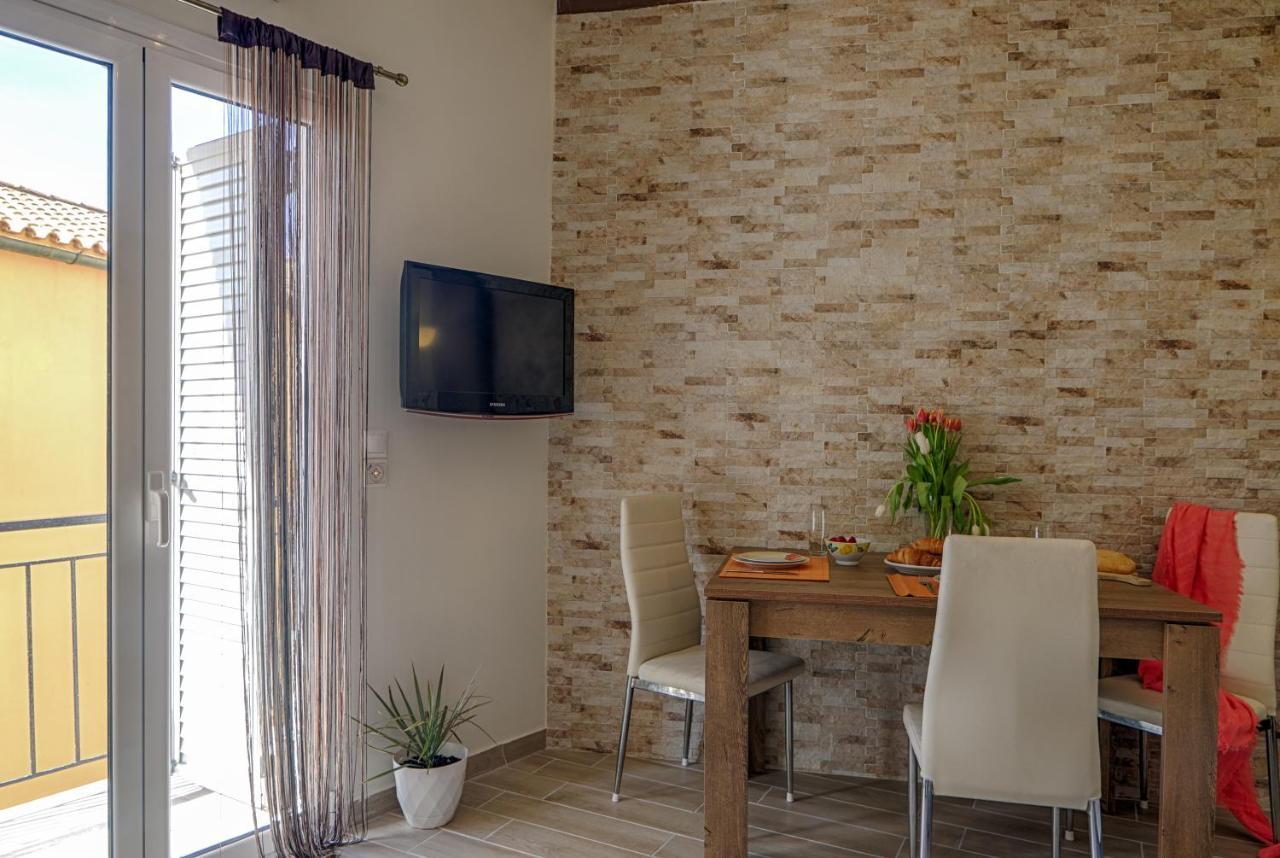 Renas Cosy Apartment Corfu  Exterior photo